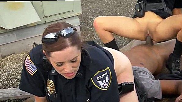 Полицейские Наказали Милашка Порно